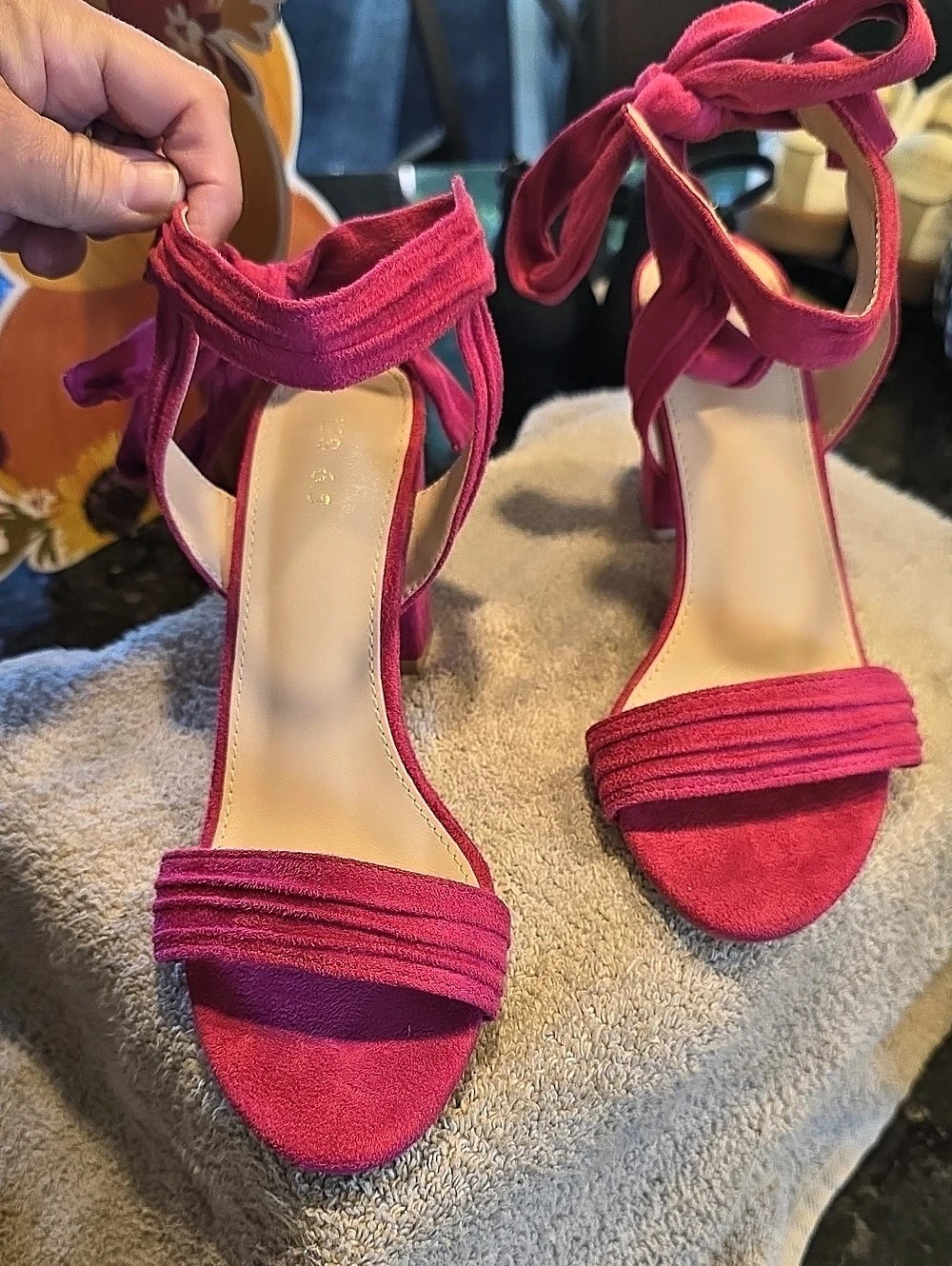 Strappy Block Heel Sandals in Pink US 6.5
